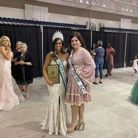 Jovani size 4 - Picture 3 of 3